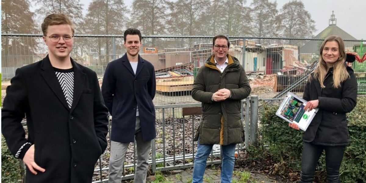 Cda deelt verkiezingsprogramma uit