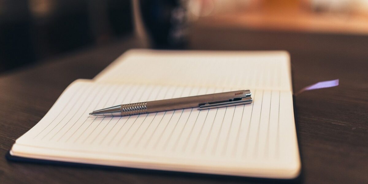 Schrijfpen gereed: vanavond het Groot Abcouder Dictee op tv