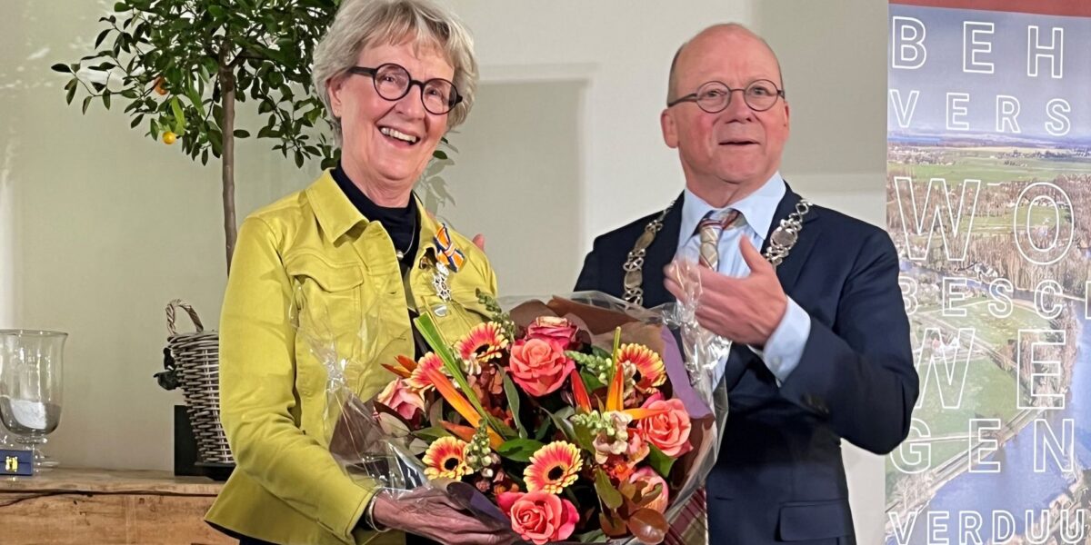 Koninklijke onderscheiding voor charlotte smit uit vinkeveen