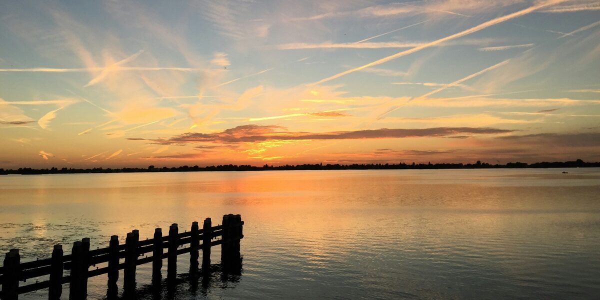 'Eilanden Vinkeveense Plassen zinken weg'