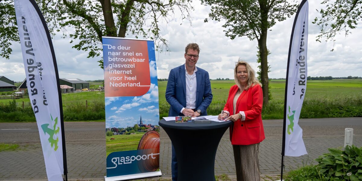 Glaspoort en KPN leggen glasvezelnet aan