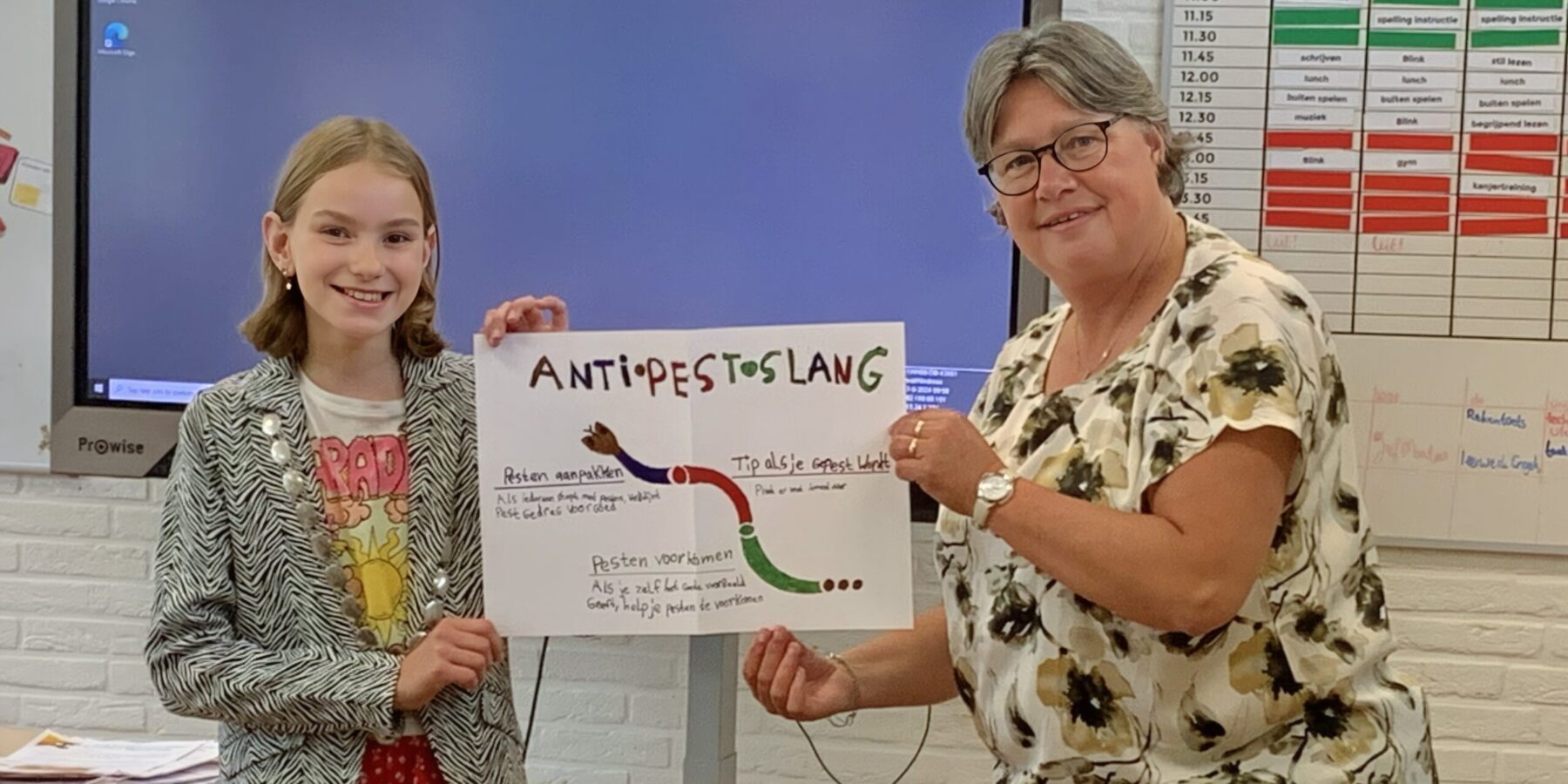 Kinderburgemeester Myrthe maakt statement tegen pesten met eigen poster