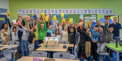 Scholen bespreken armoede met nieuwe leskist