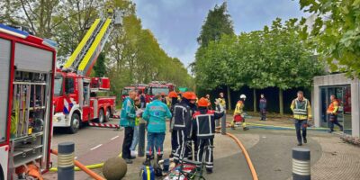 Jeugdbrandweer rukt uit met groot materieel in Mijdrecht