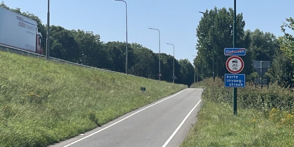 In- en uitvoegstroken van de N201 bij Vinkeveen worden verlengd