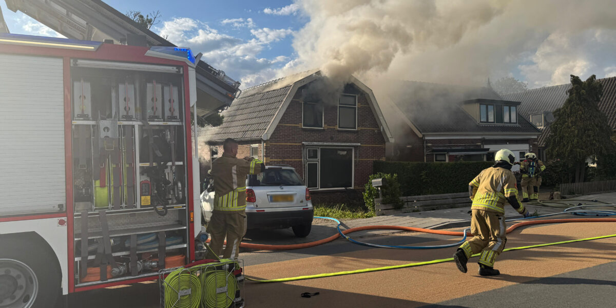 Woningbrand aan Demmerik snel onder controle