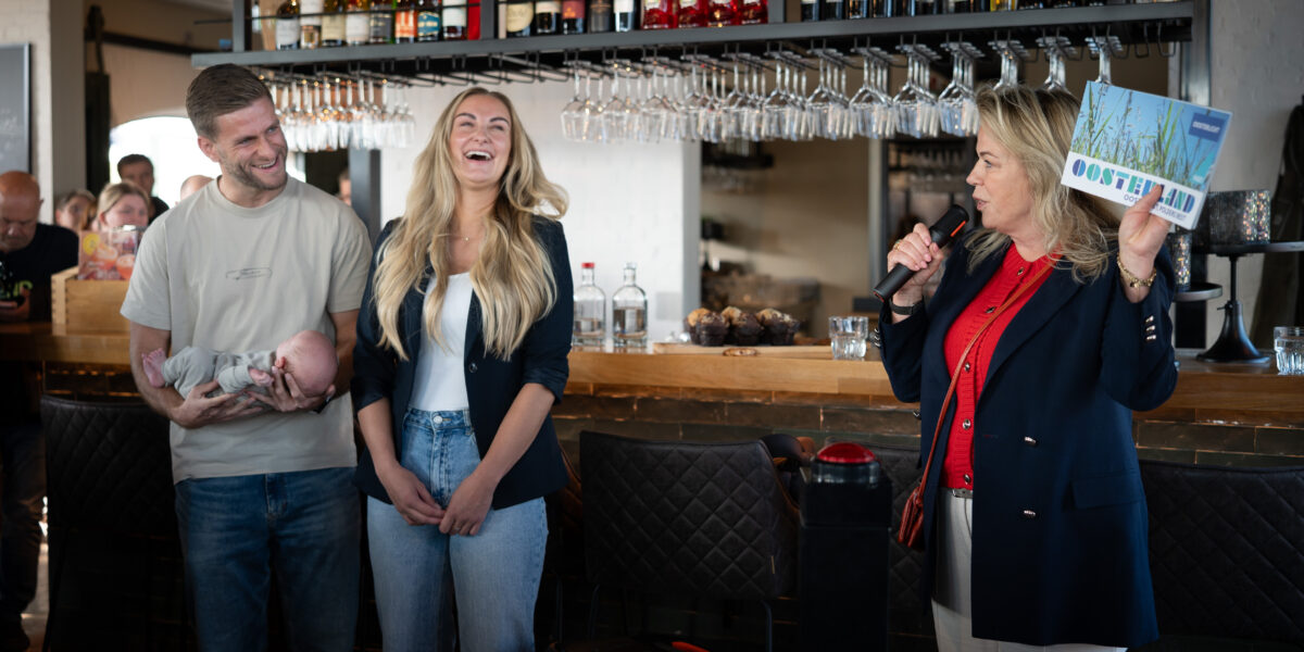 Drukte bij start verkoop nieuwe woonwijk Oosterland