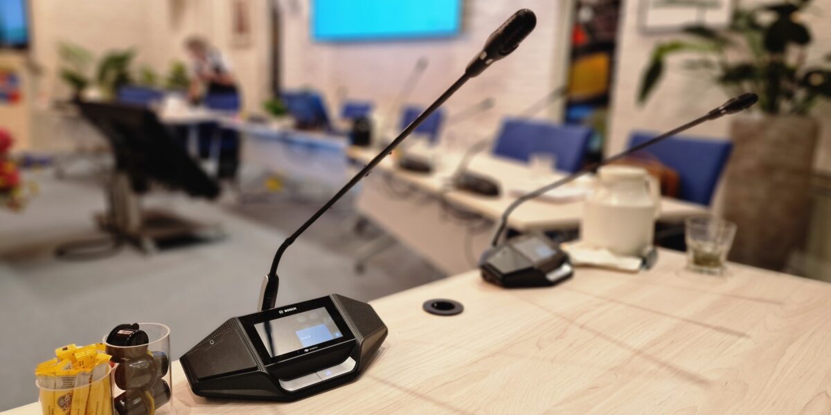 Deel nu je mening over de Rondeveense politiek