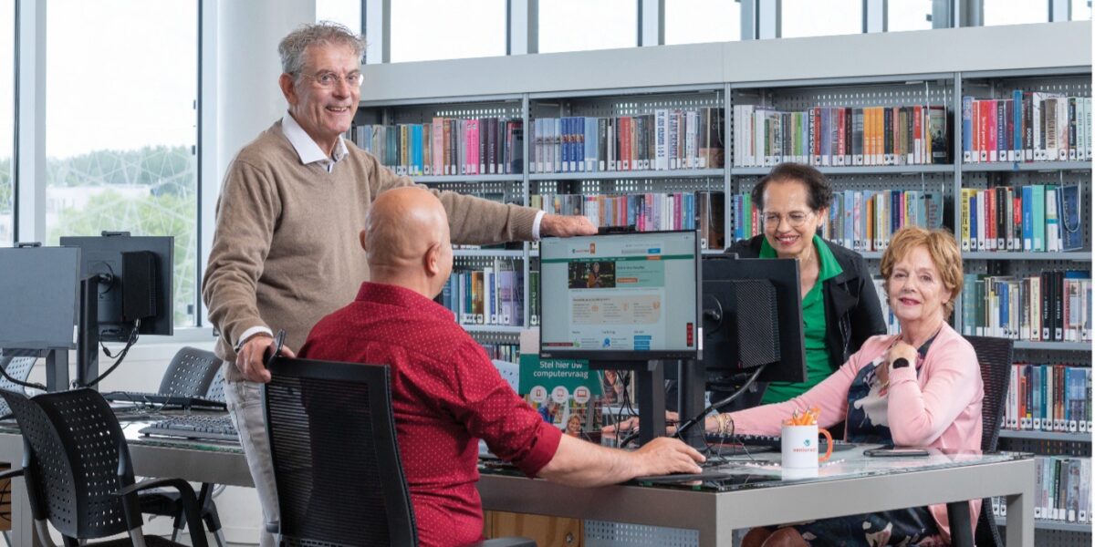 Computervraagdagen bij SeniorWeb Mijdrecht in de bibliotheek