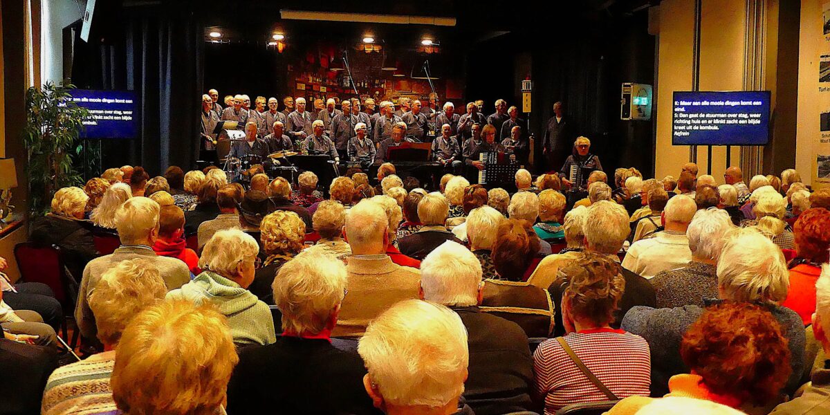 Zeemansliederen klinken weer in het Turfschipperscafé in Vinkeveen