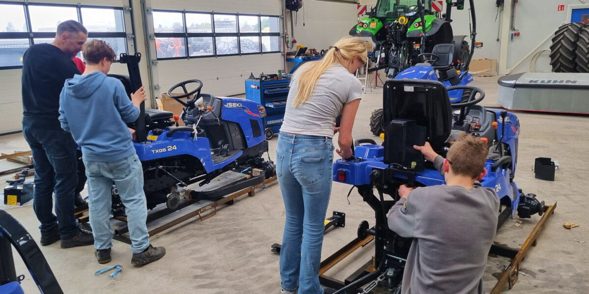 Leerlingen sleutelen aan toekomst tijdens Doe Dag