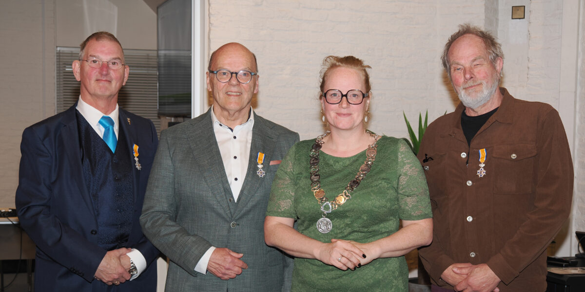 Koninklijk lintje voor drie vertrekkende raadsleden