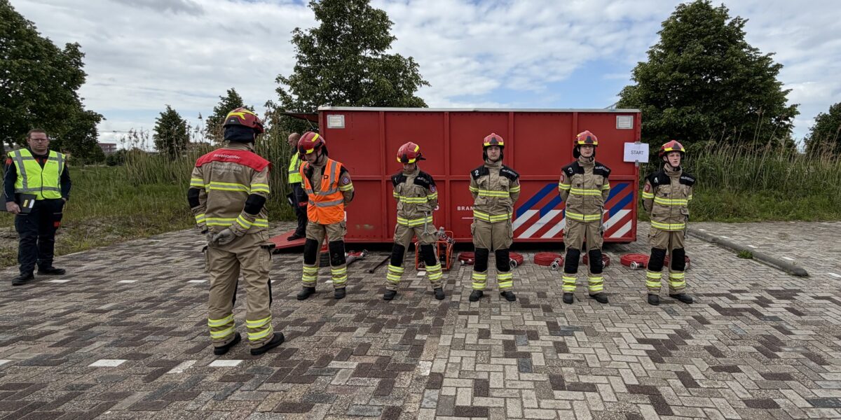 Jeugdbrandweer Mijdrecht stoomt door naar de halve finale