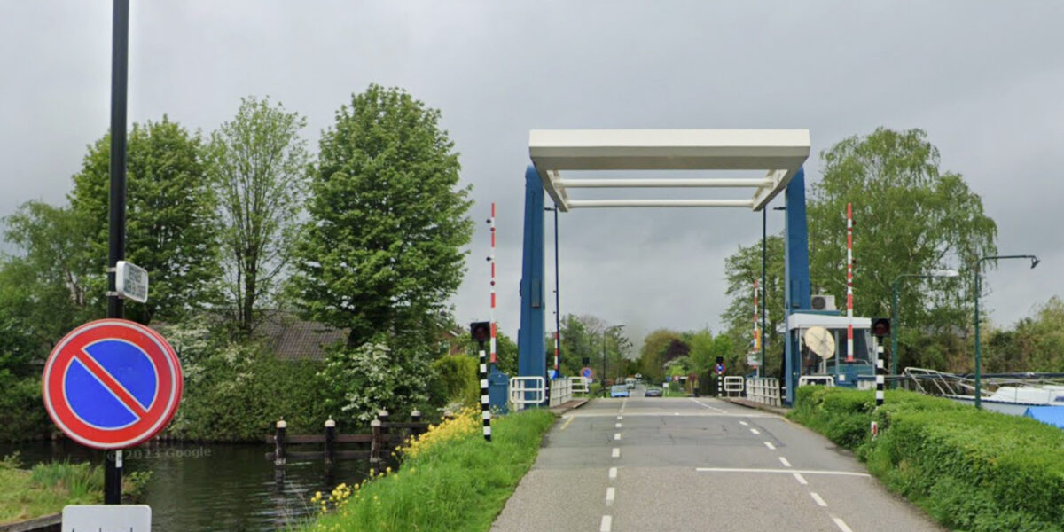 Minder brugopeningen zorgen voor verhitting op het water