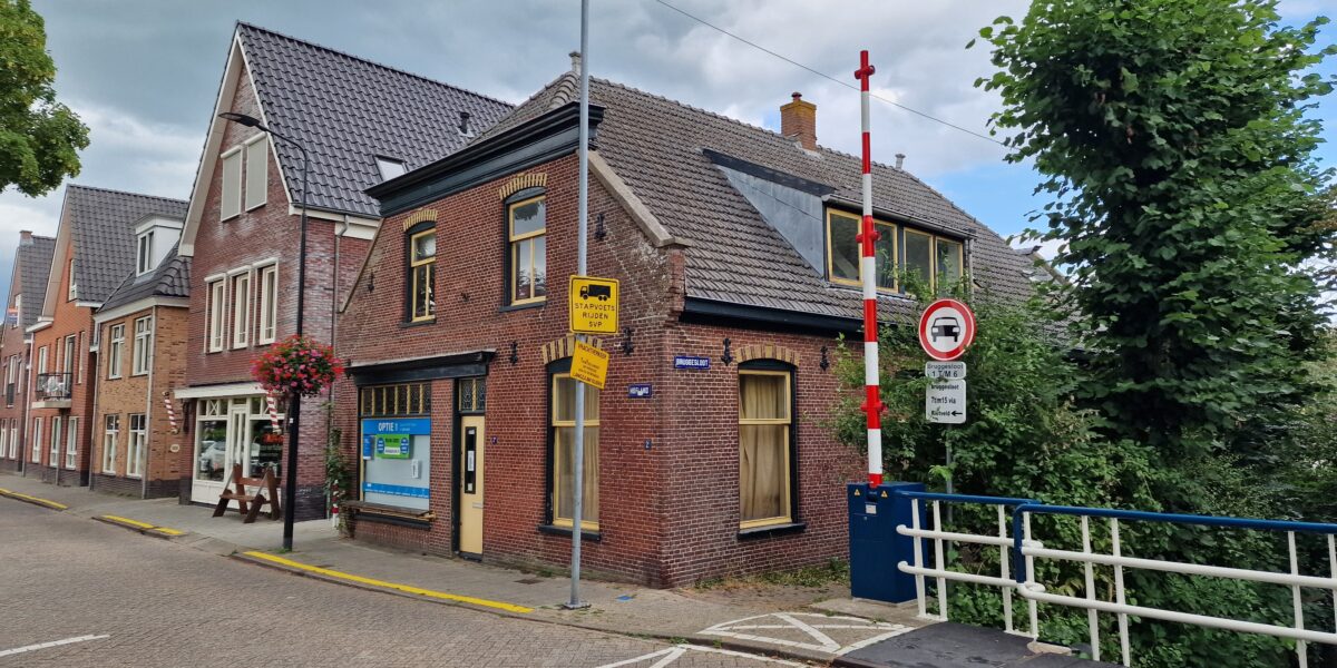 Vier startersappartementen op plek van voormalige bakkerij