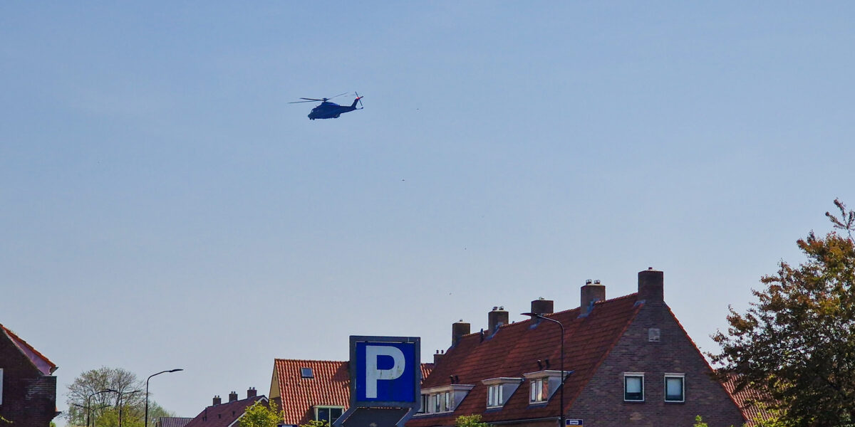 Grote zoekactie met helikopter in Wilnis