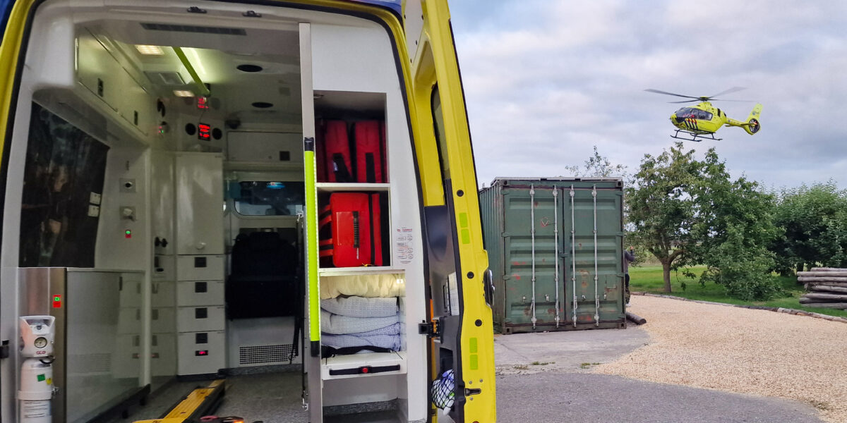 Hulpdiensten rukken massaal uit voor hoofdwond